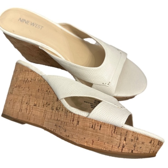 Nine West Cork Wedges Slip On Open Toe White Sandals size 9.5 - Picture 10 of 11